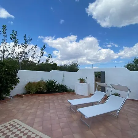 A 10 Minuti A Piedi Dal Mare Piu Bello! Casa Silvana E Roni Holiday home *